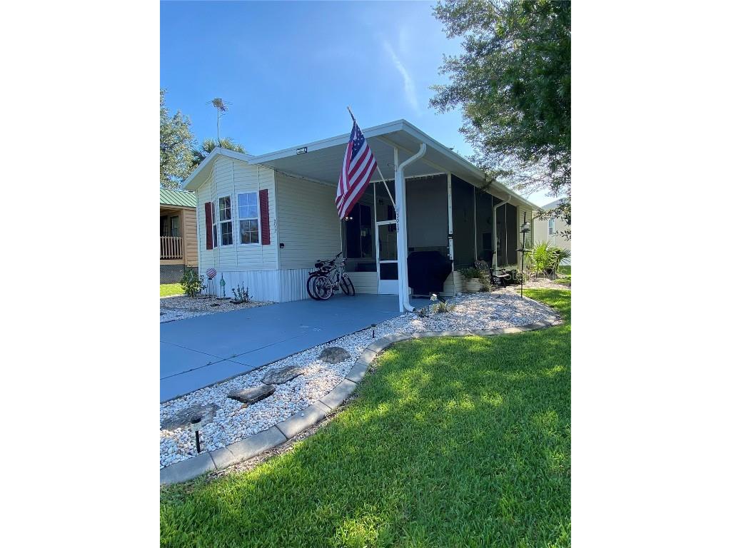 3017 NE 102nd Avenue Road Silver Springs FL 34488 - OCKLAWAHA OM662557 image1