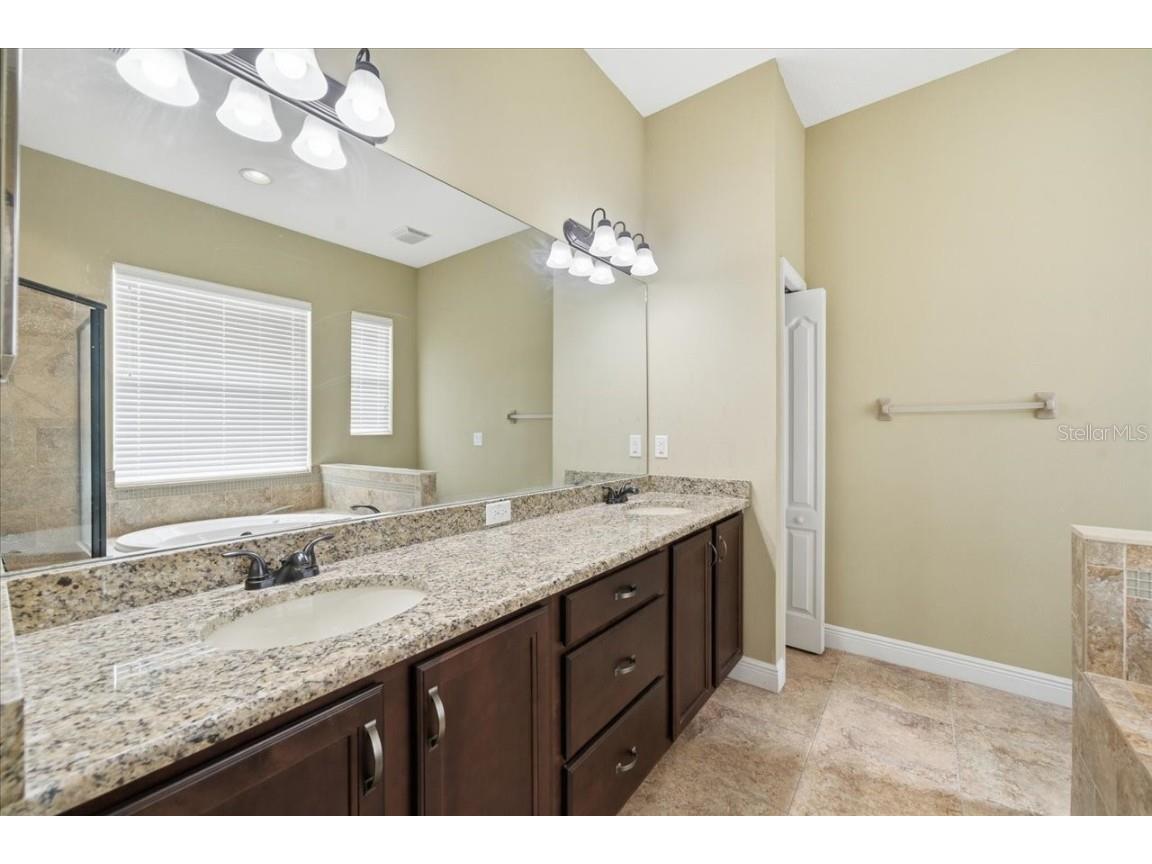 3017 Via Siena Street Plant City FL 33566 TB8452683 image23