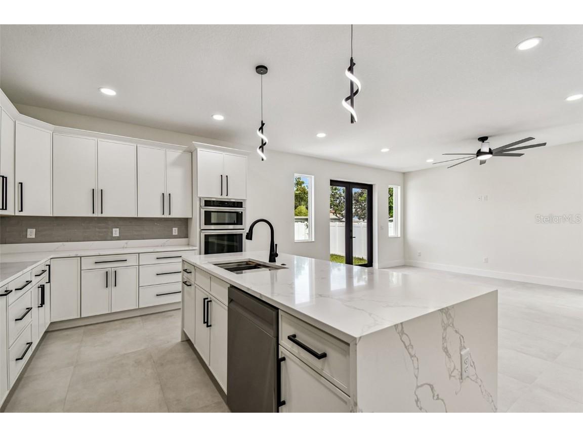 3017 W Spruce Street Tampa FL 33607 TB8443901 image17