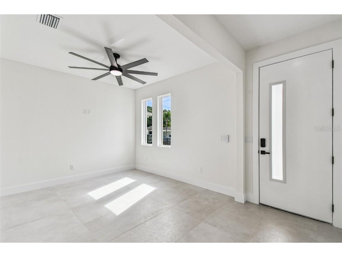 3017 W Spruce Street Tampa FL 33607 TB8443901 image5