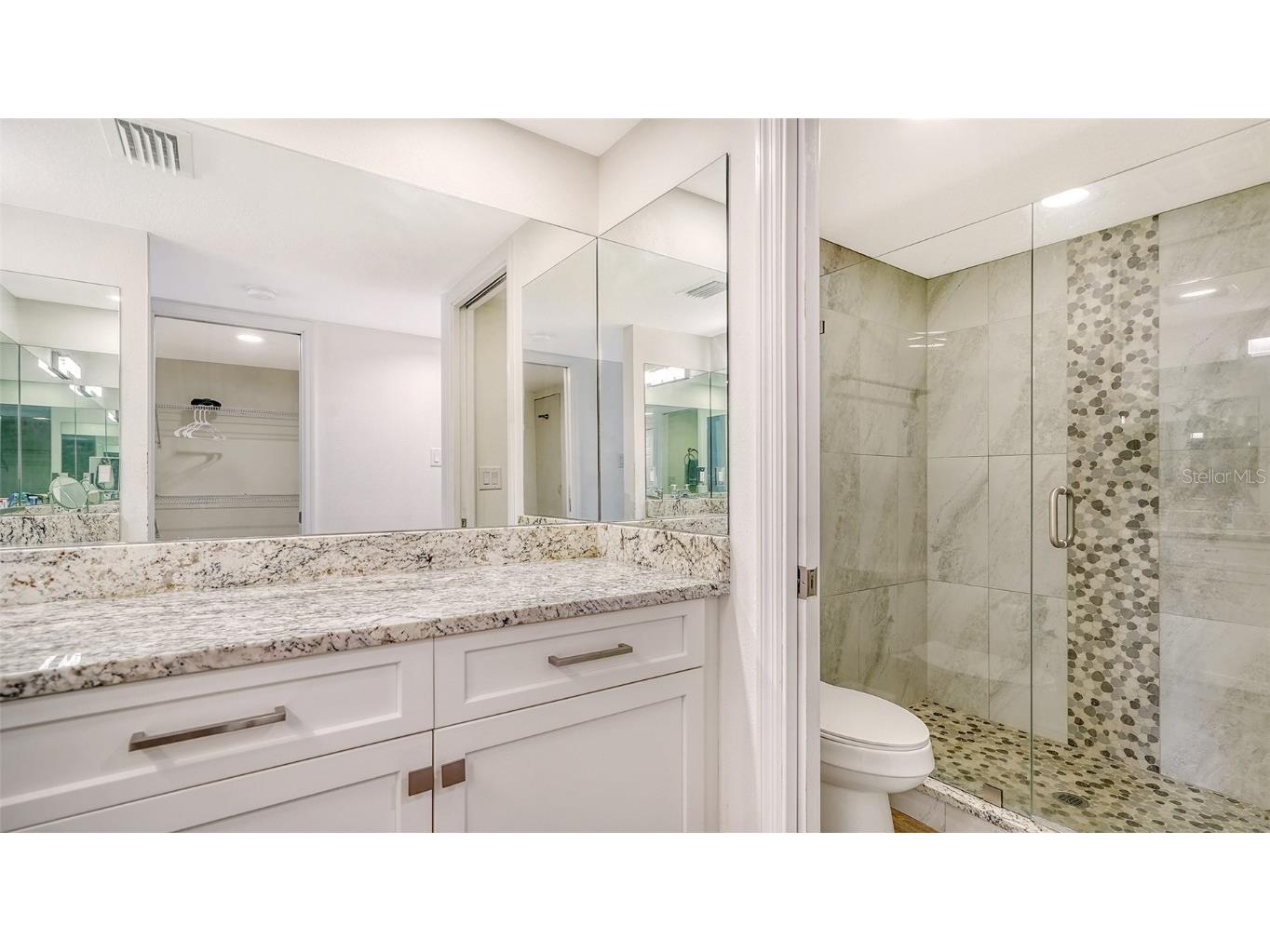 3017 Willow Green #18 Sarasota FL 34235 A4616056 image34