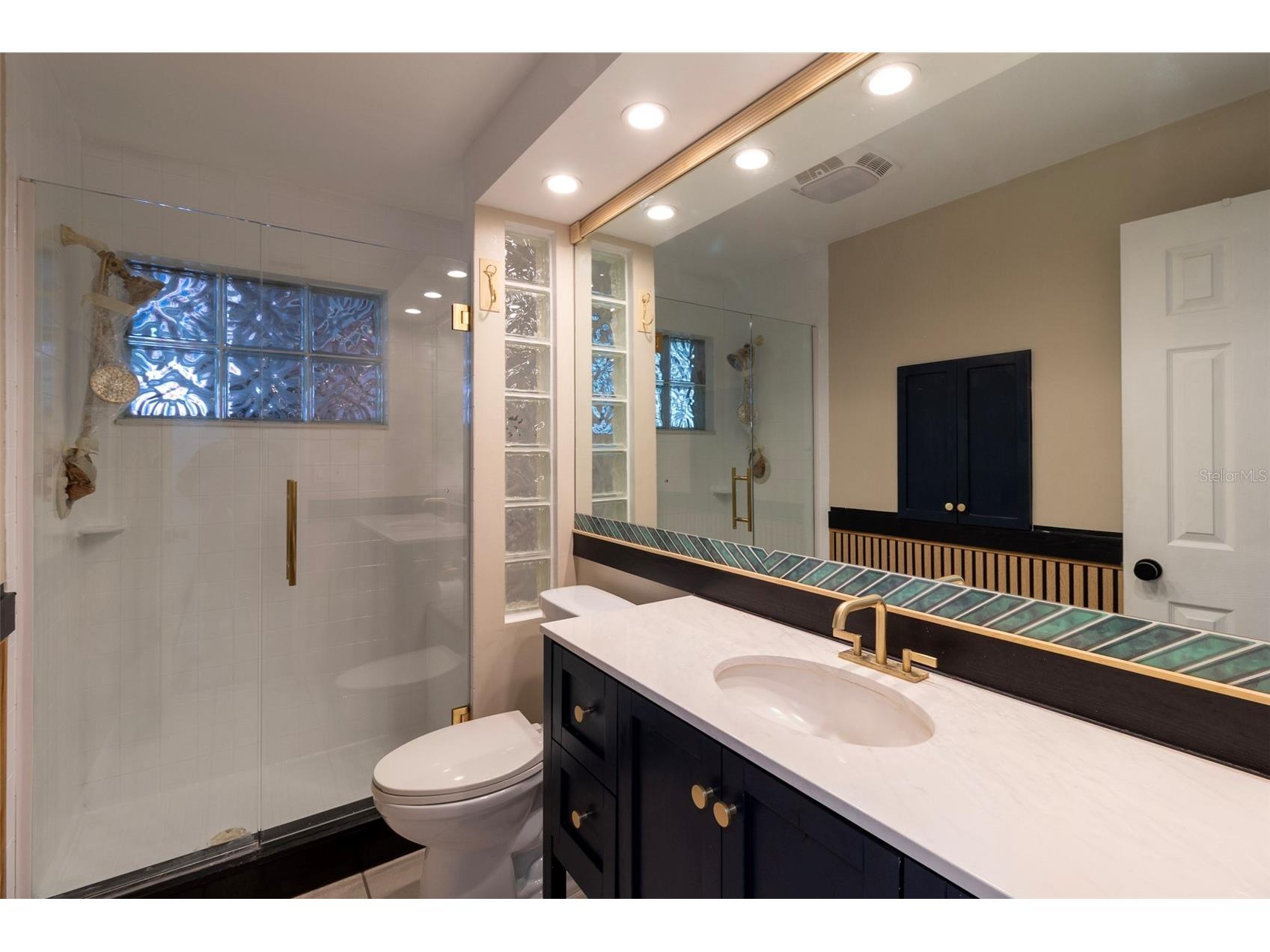 3018 19th Place Largo FL 33774 TB8528461 image15