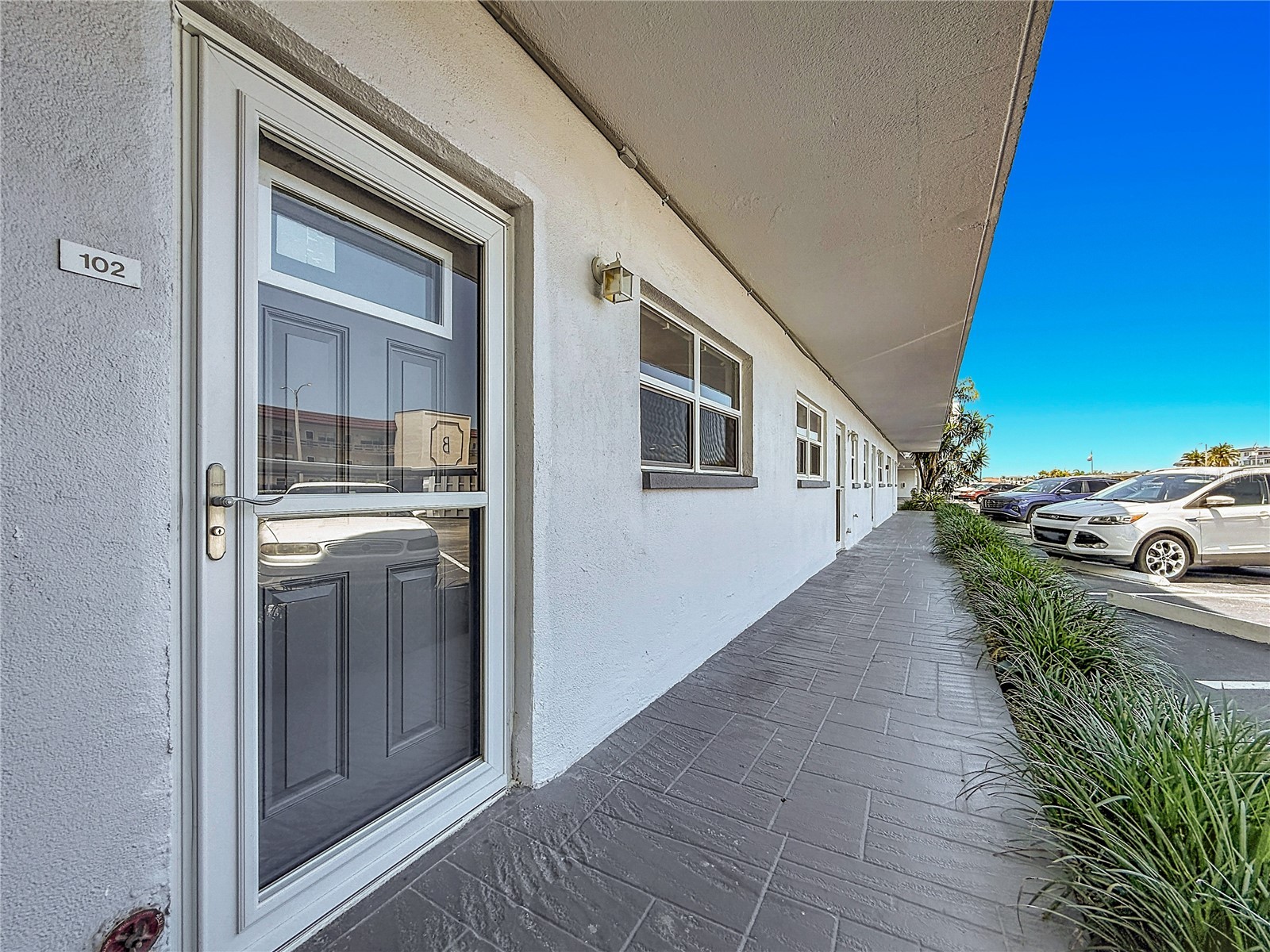3018 59th Street S #102 Gulfport FL 33707 - BOCA CIEGA BA TB8515626 image1