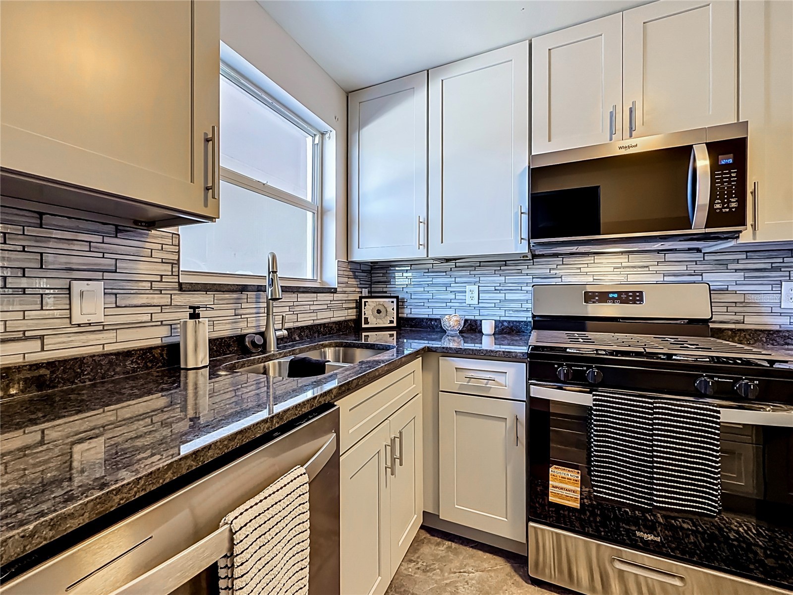 3018 59th Street S #102 Gulfport FL 33707 - BOCA CIEGA BA TB8515626 image7