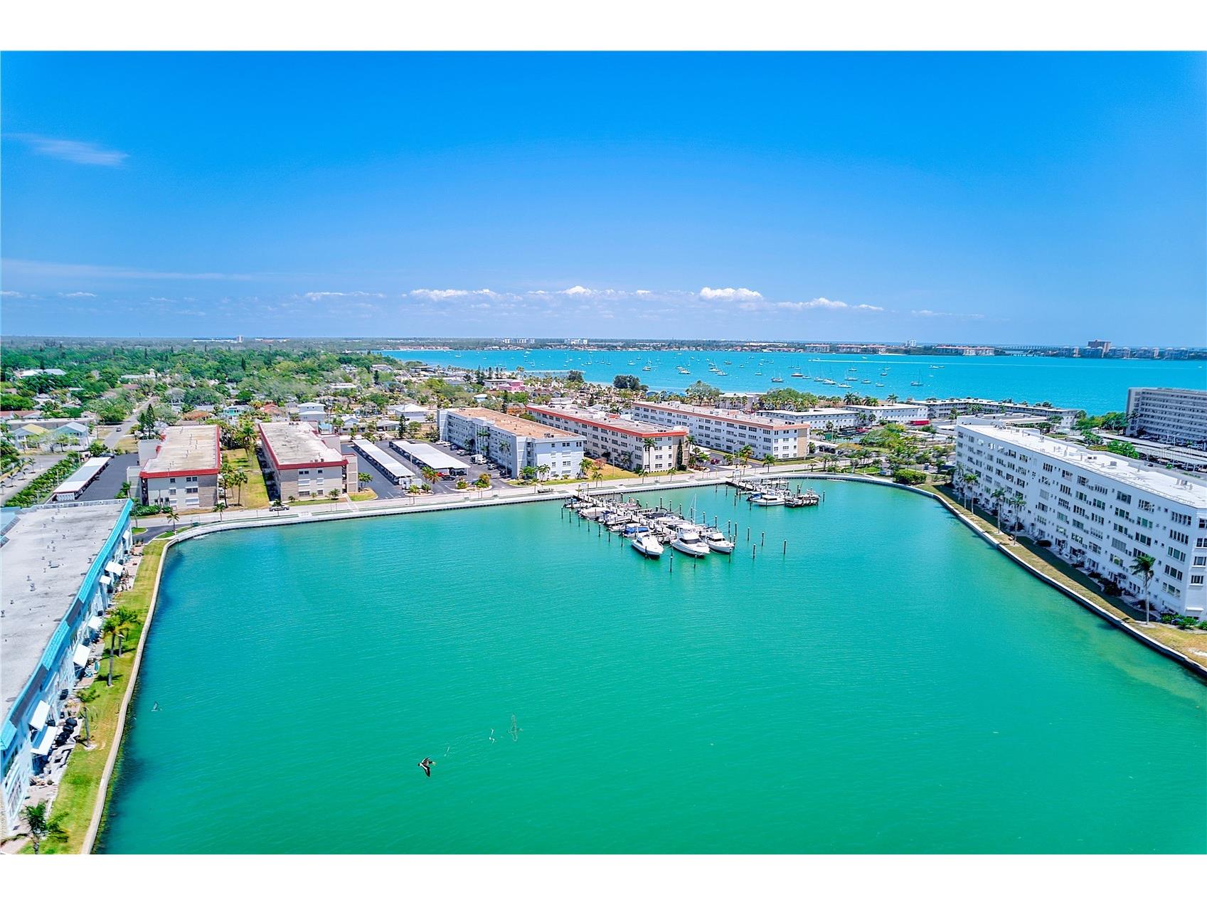 3018 59th Street S #112 Gulfport FL 33707 TB8504292 image44