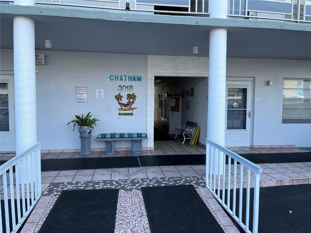 3018 59th Street S #302 Gulfport FL 33707 U8193338 image1