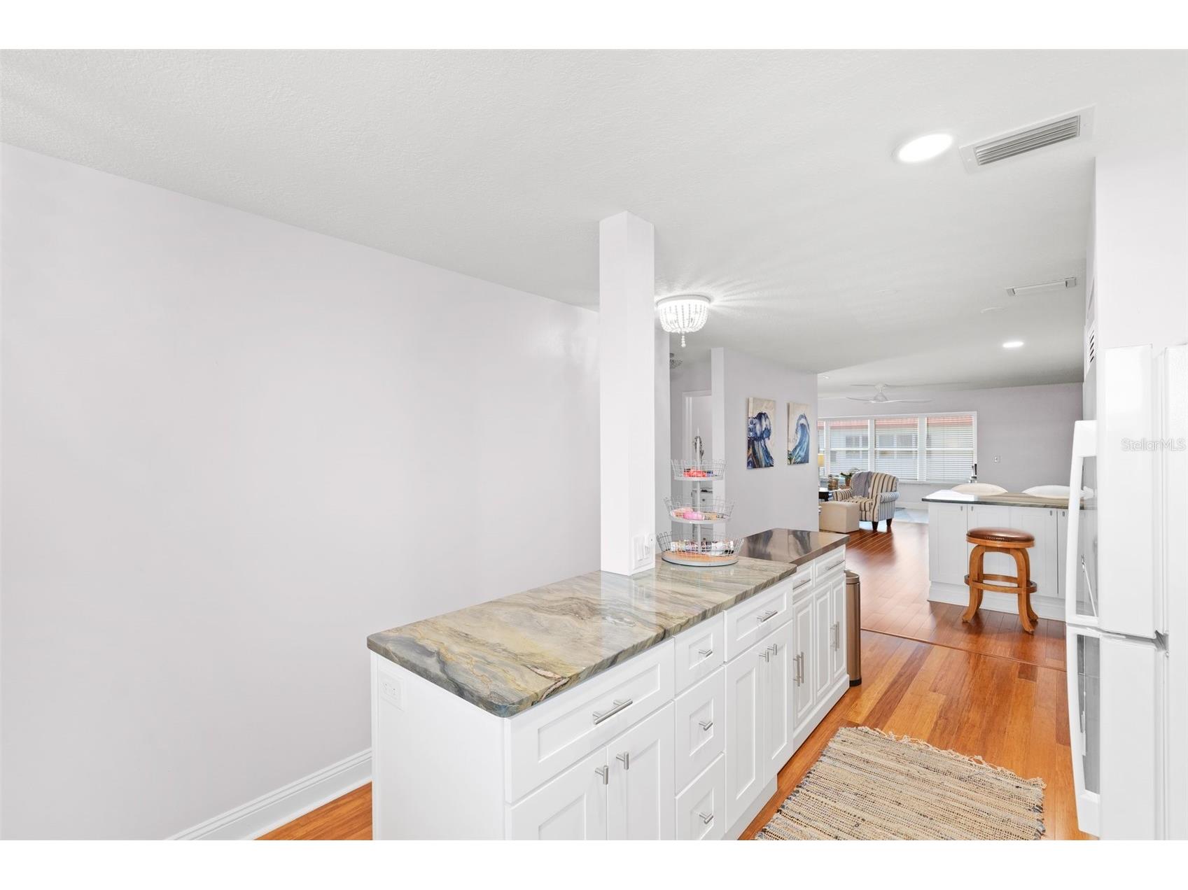3018 59th Street S #405 Gulfport FL 33707 TB8493705 image11