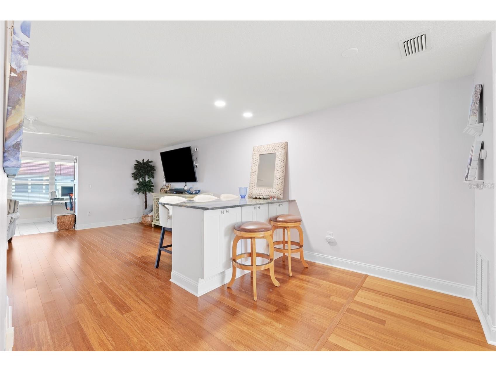 3018 59th Street S #405 Gulfport FL 33707 TB8493705 image12