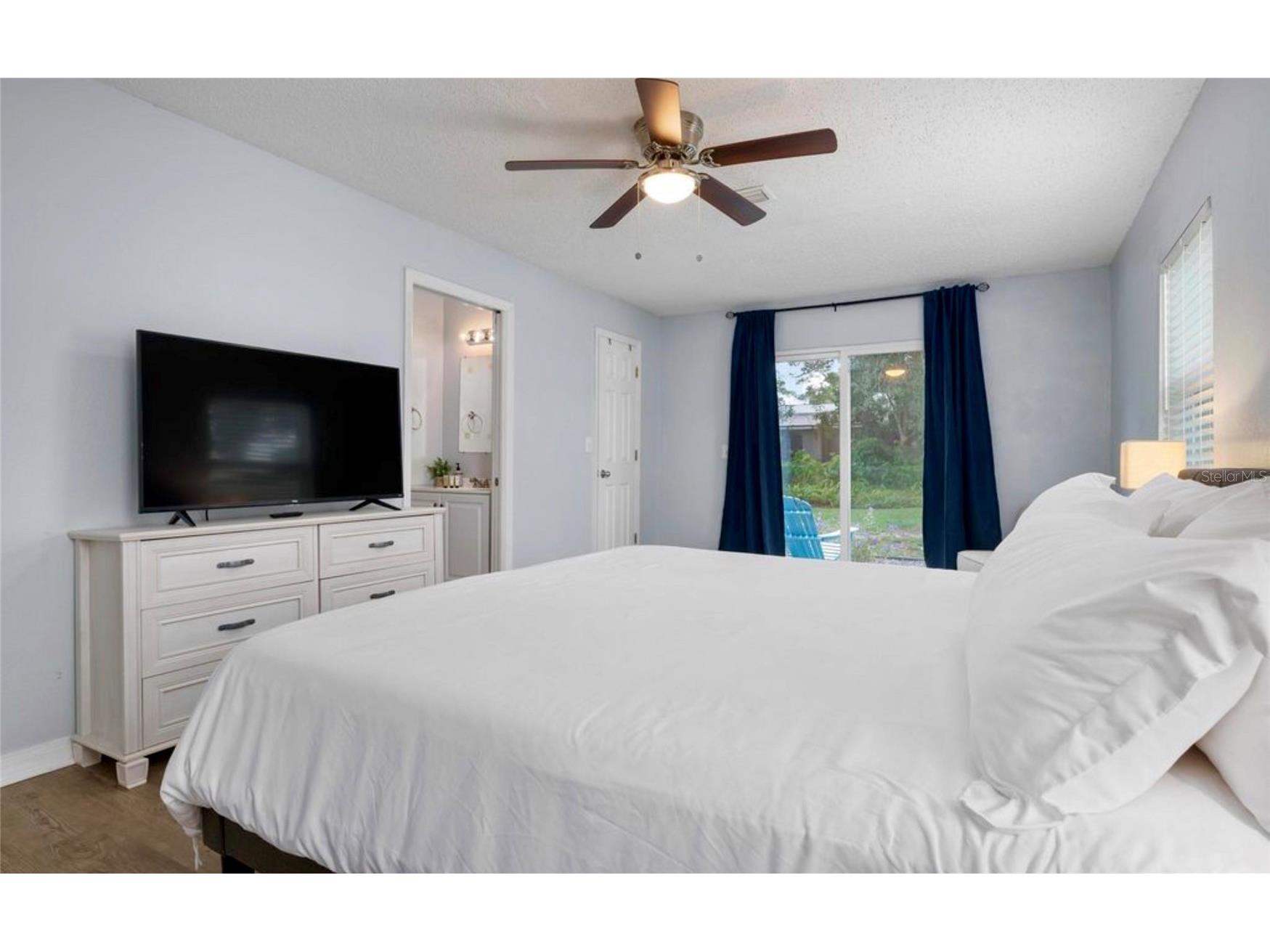 3018 Arlington Street Sarasota FL 34239 A4689348 image13