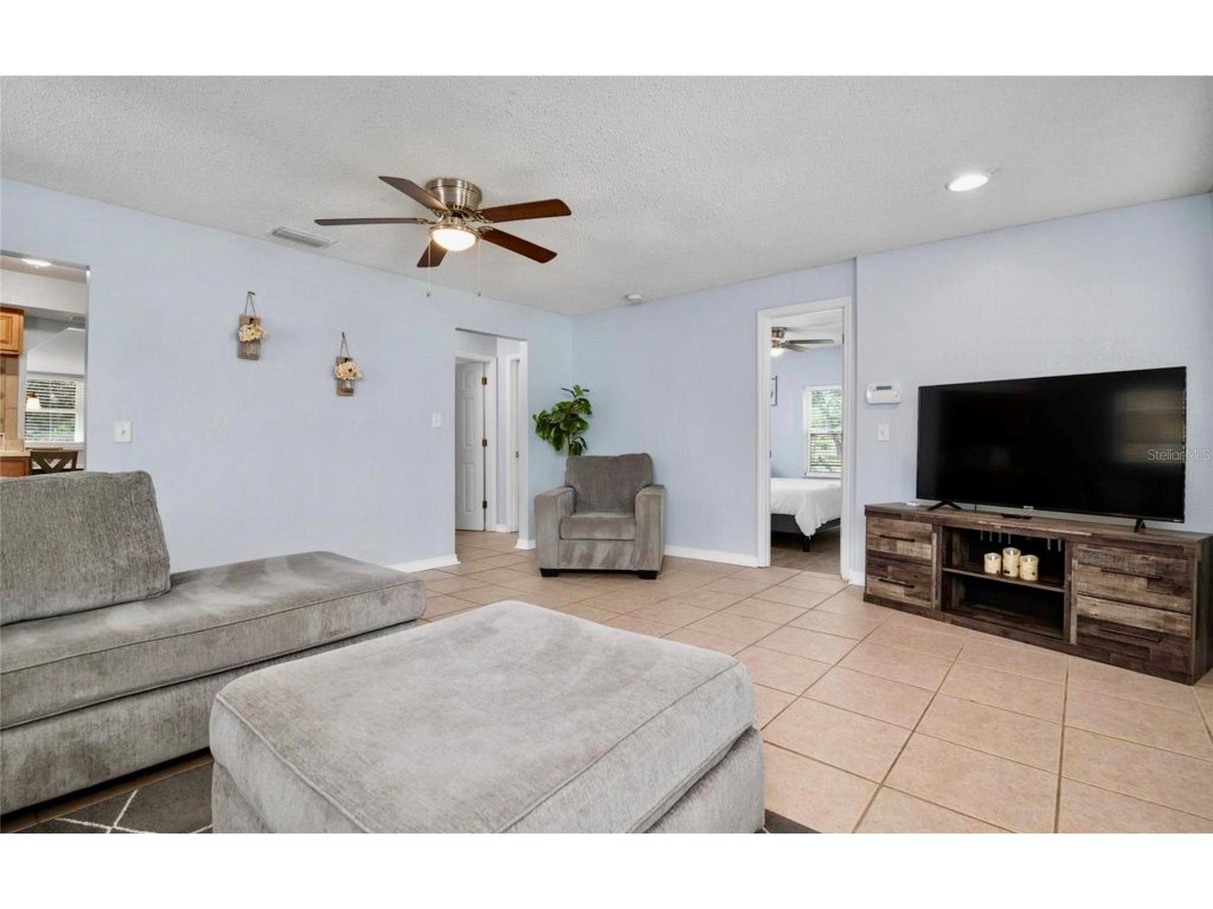 3018 Arlington Street Sarasota FL 34239 A4689348 image4