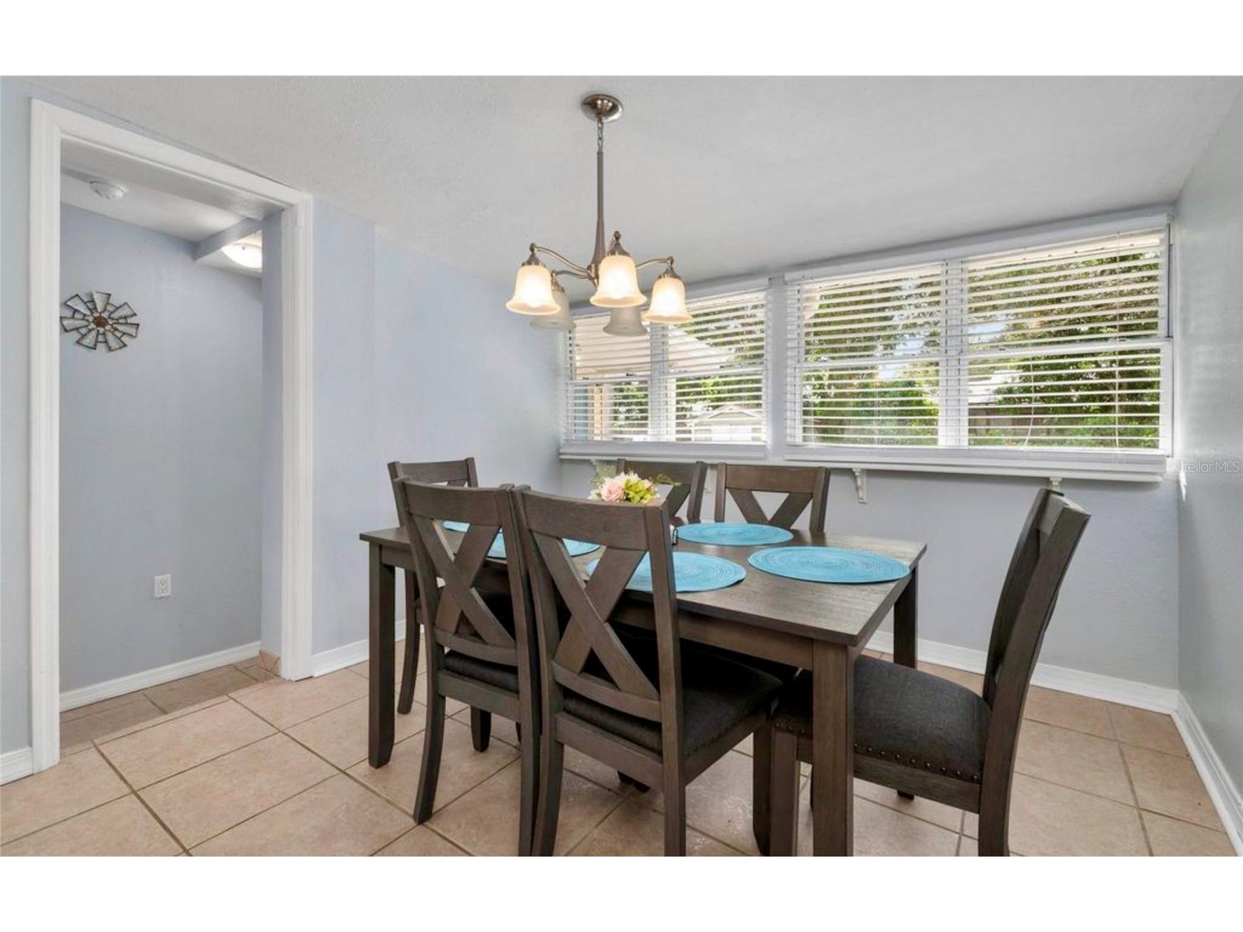 3018 Arlington Street Sarasota FL 34239 A4689348 image8