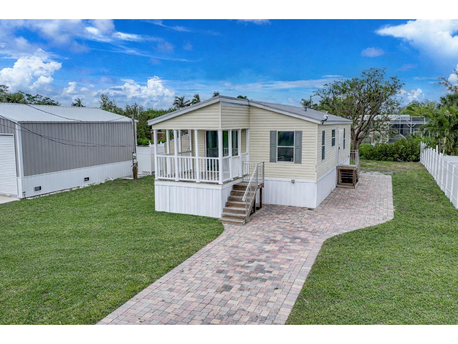 3018 Bayberry Avenue Punta Gorda FL 33950 C7524395 image1