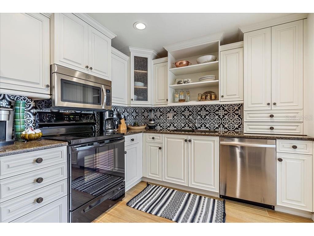 3018 Browning Street Sarasota FL 34237 A4684131 image16
