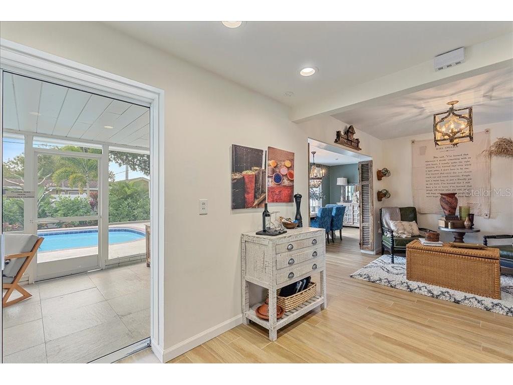 3018 Browning Street Sarasota FL 34237 A4684131 image23