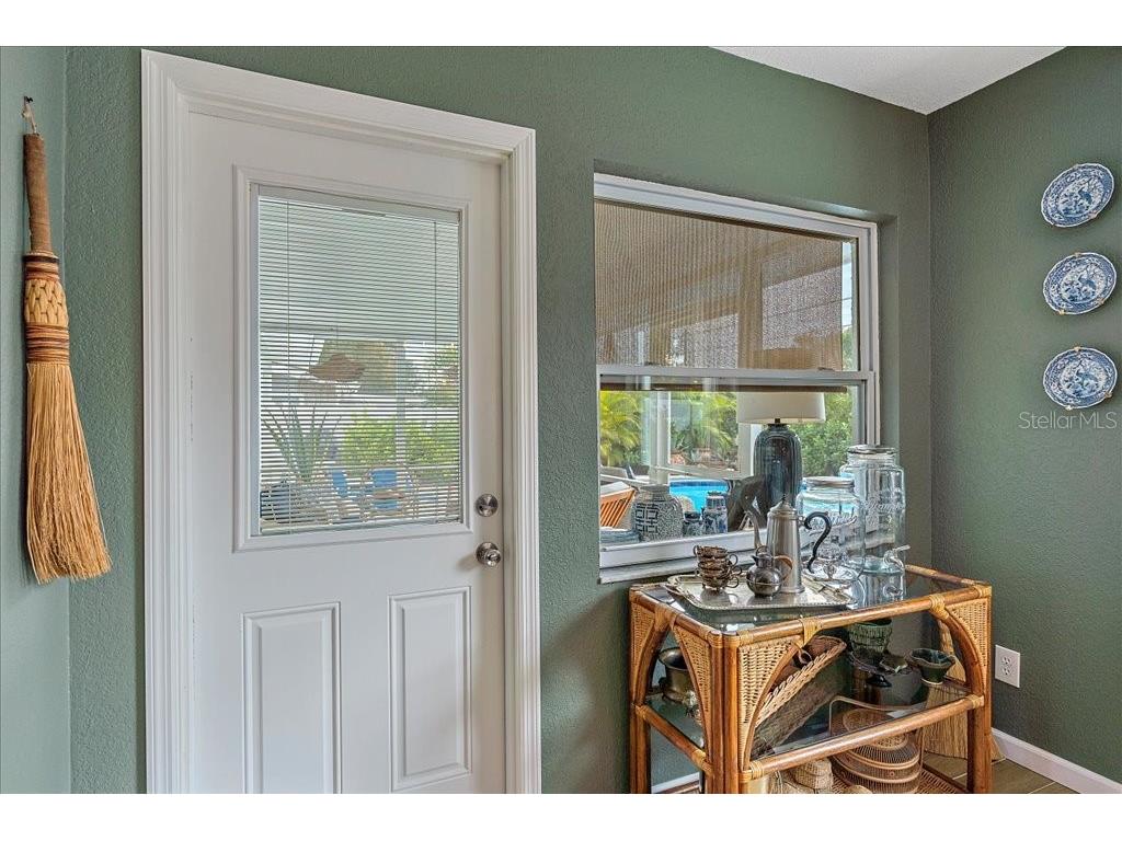 3018 Browning Street Sarasota FL 34237 A4684131 image24