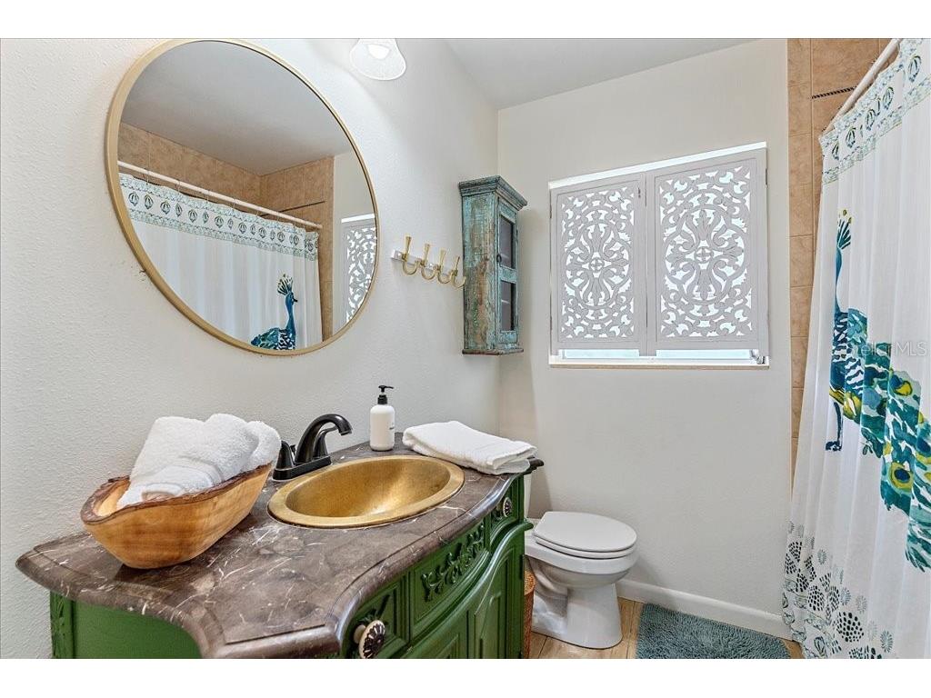 3018 Browning Street Sarasota FL 34237 A4684131 image44