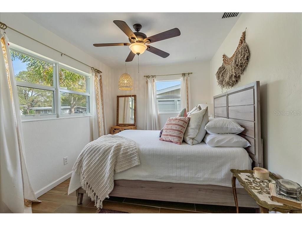 3018 Browning Street Sarasota FL 34237 A4684131 image45