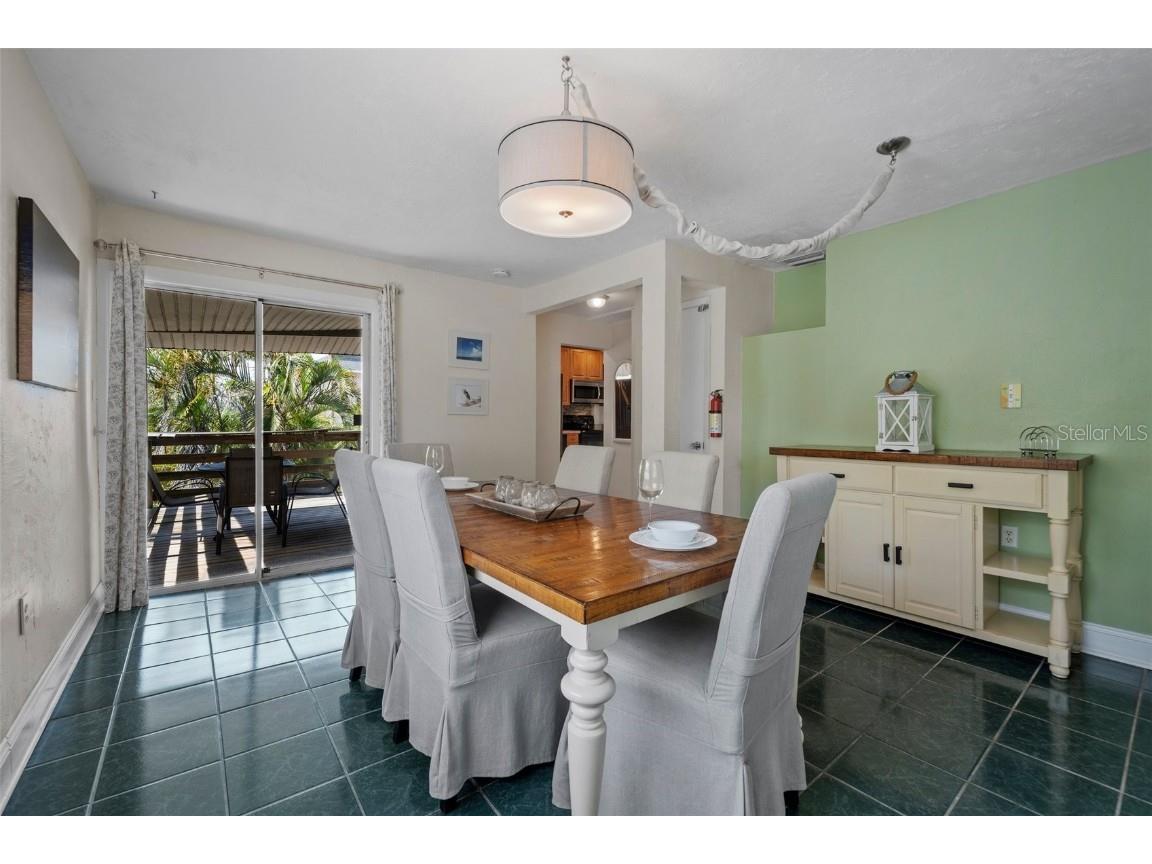 3018 Gulf Drive Holmes Beach FL 34217 A4651692 image11