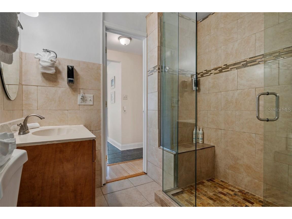 3018 Gulf Drive Holmes Beach FL 34217 A4651692 image15