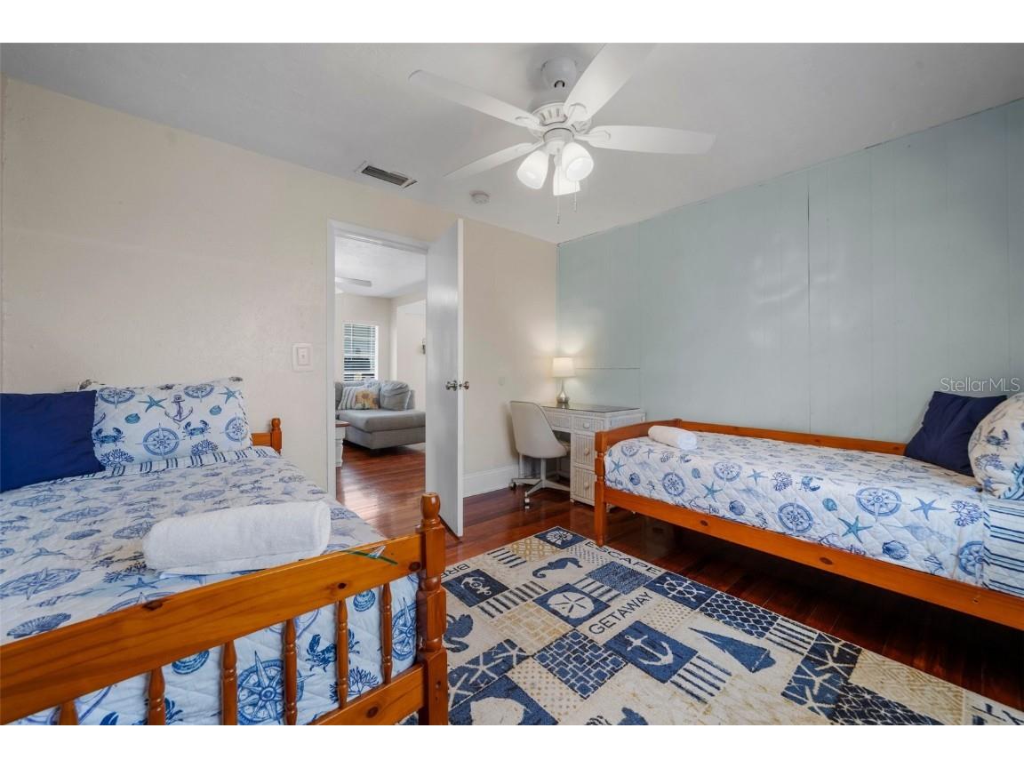 3018 Gulf Drive Holmes Beach FL 34217 A4651692 image17