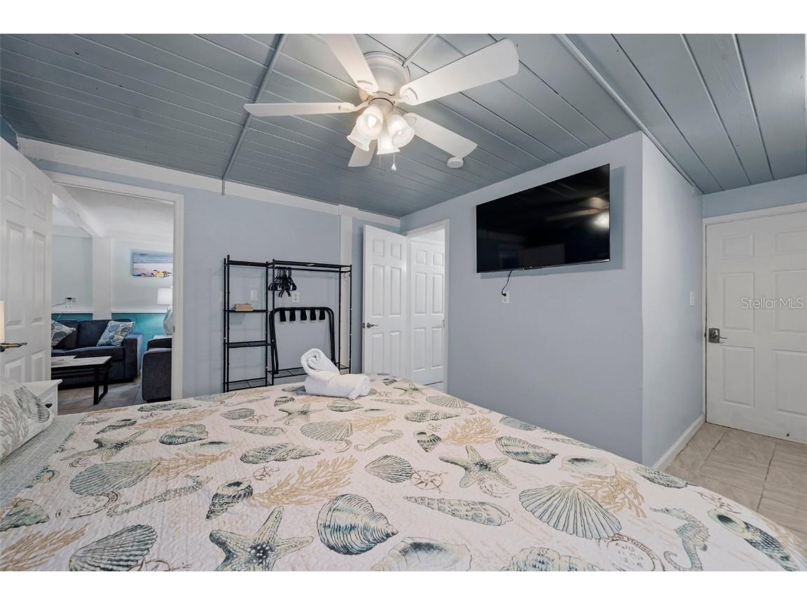 3018 Gulf Drive Holmes Beach FL 34217 A4651692 image27