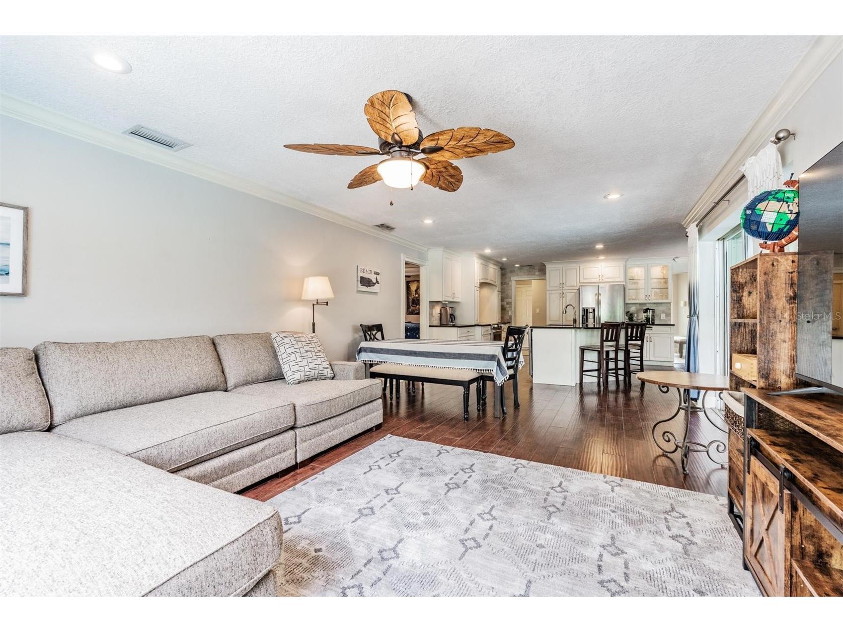 3018 Prestige Drive Clearwater FL 33759 TB8493228 image11