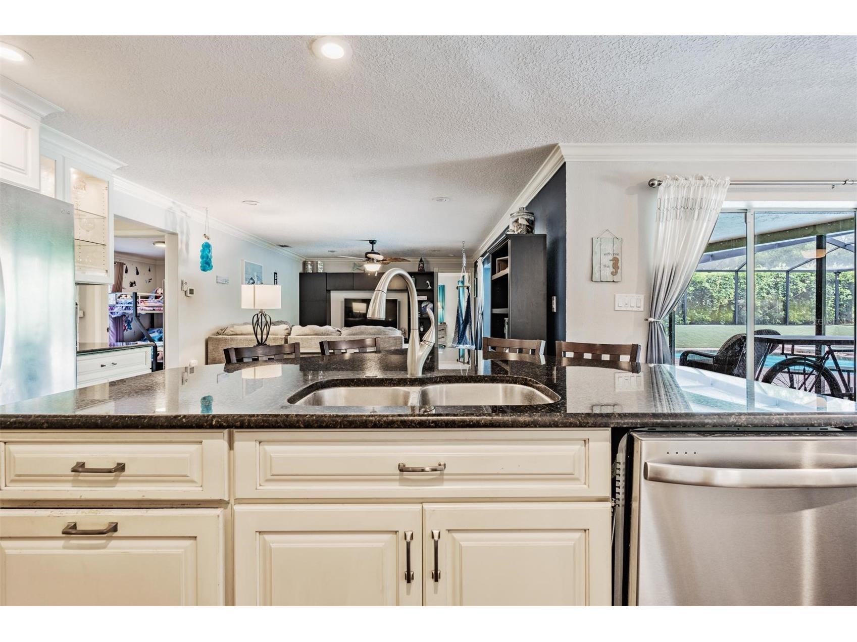 3018 Prestige Drive Clearwater FL 33759 TB8493228 image16