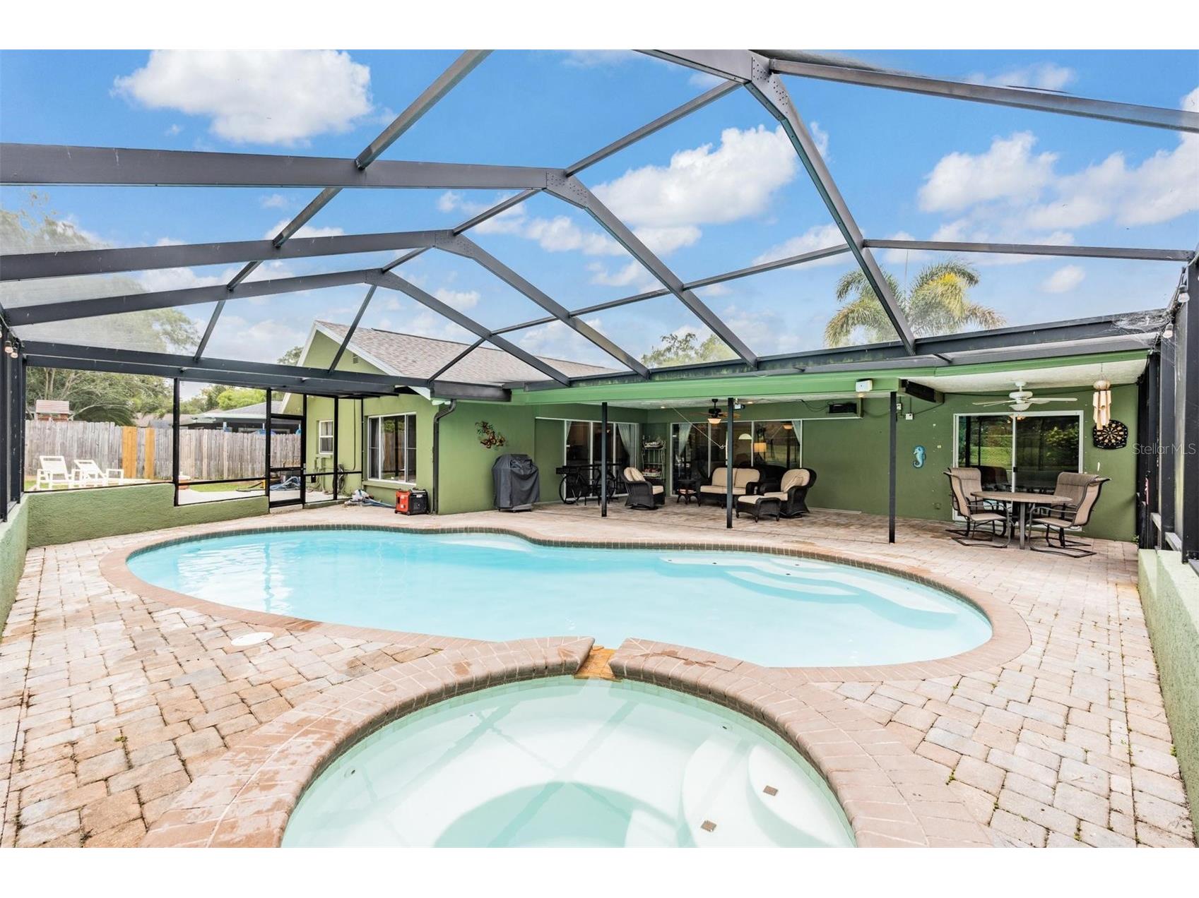 3018 Prestige Drive Clearwater FL 33759 TB8493228 image2
