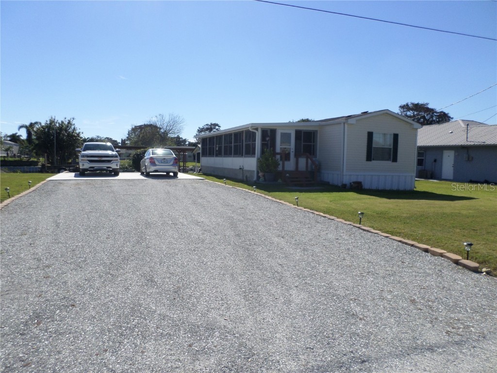 3018 Se 27th Okeechobee FL 34974 - Canal OK222332 image1