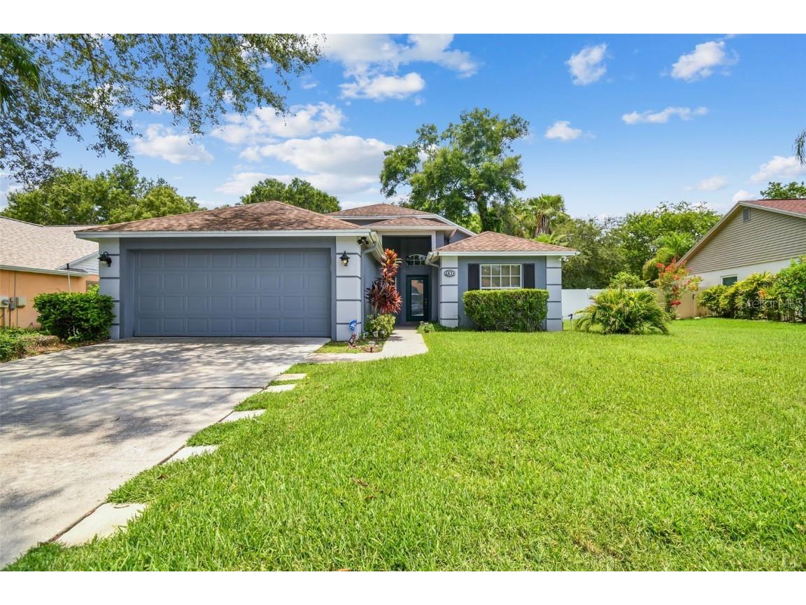 3018 Sprawling Oaks Place Valrico FL 33596 TB8355762 image1