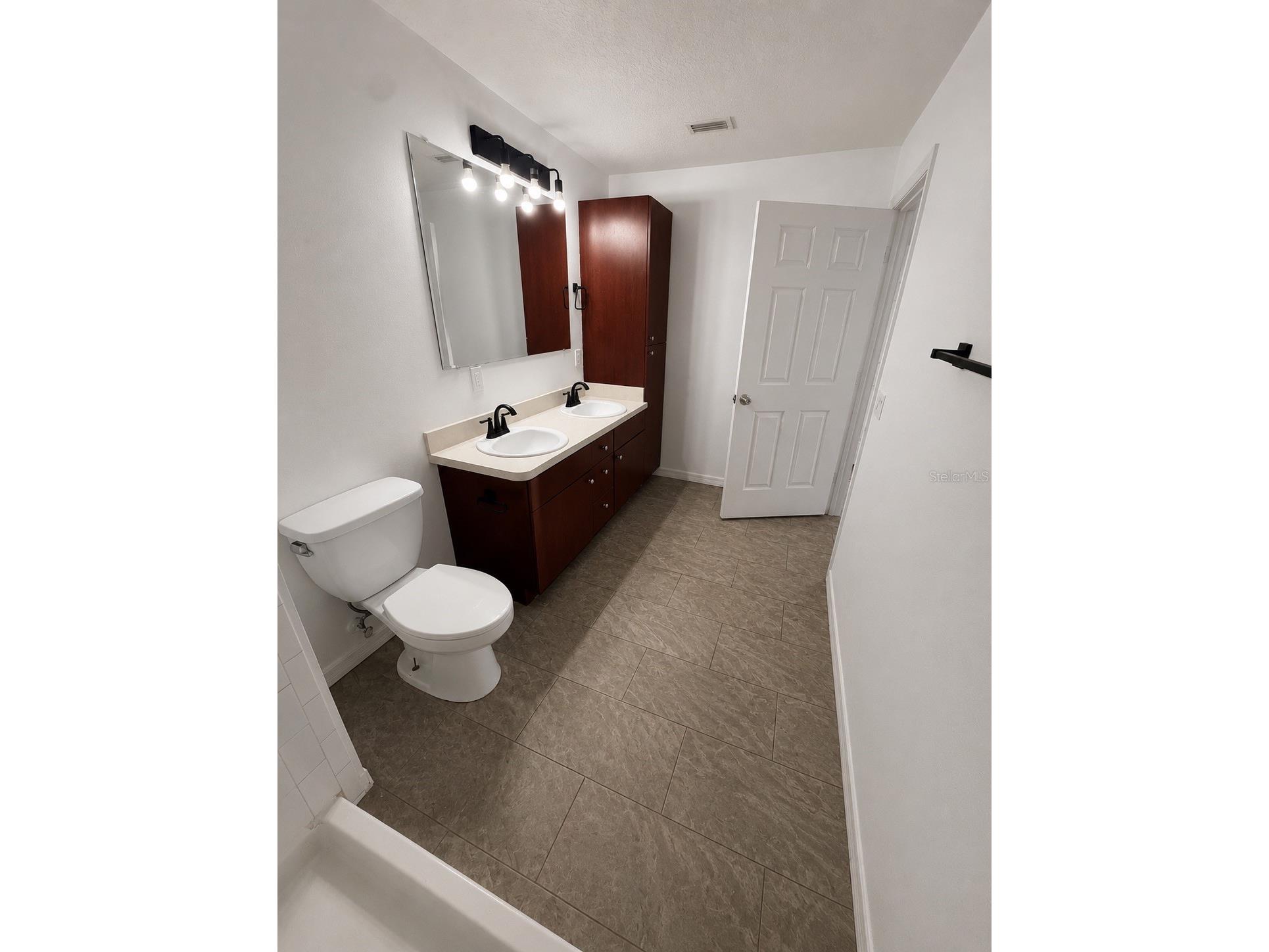 3019-3019 Walnut Court Leesburg FL 34748 OM726924 image6