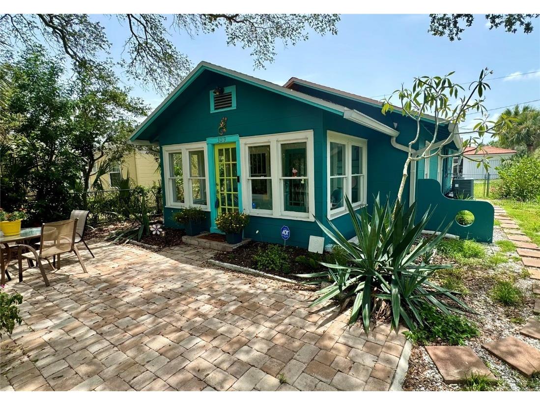 3019 57th Street S Gulfport FL 33707 U8241687 image1