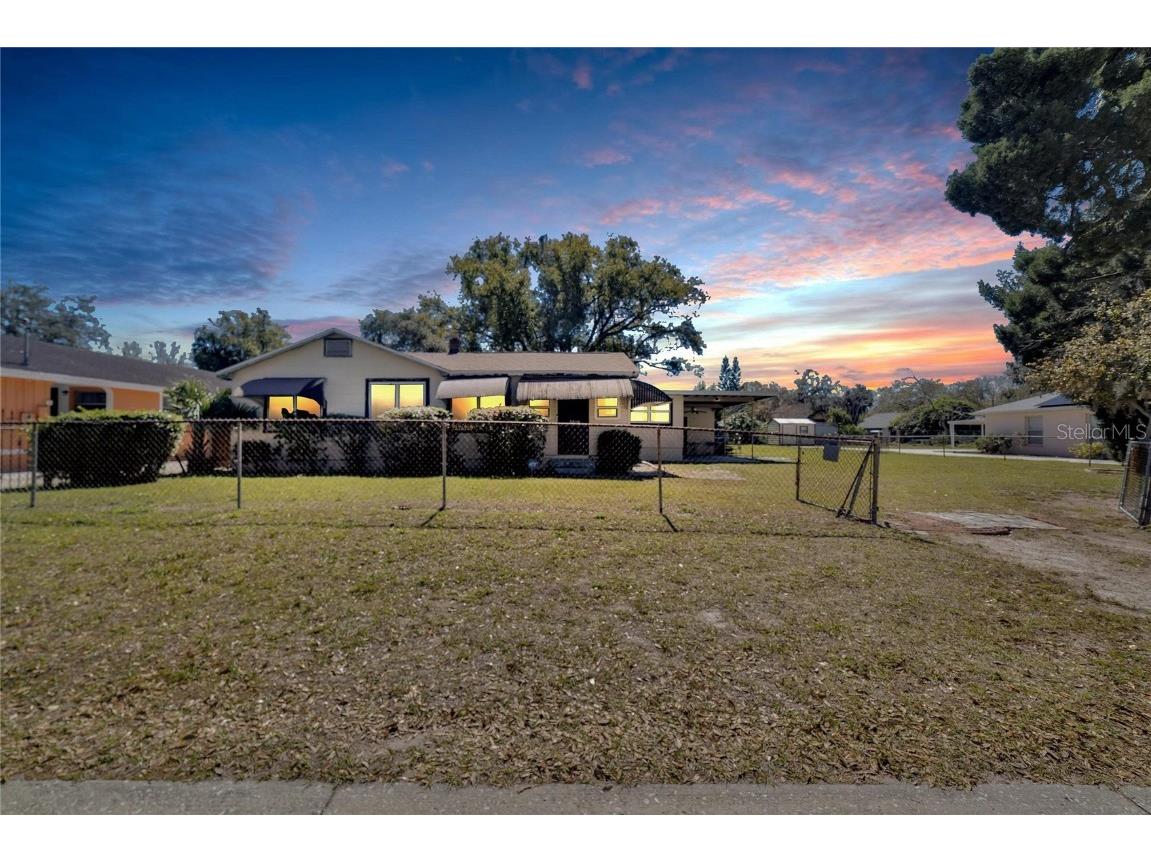 3019 E Powhatan Avenue Tampa FL 33610 T3506145 image1