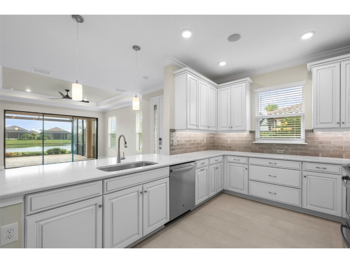 3019 Formia Court Bradenton FL 34211 A4674273 image12