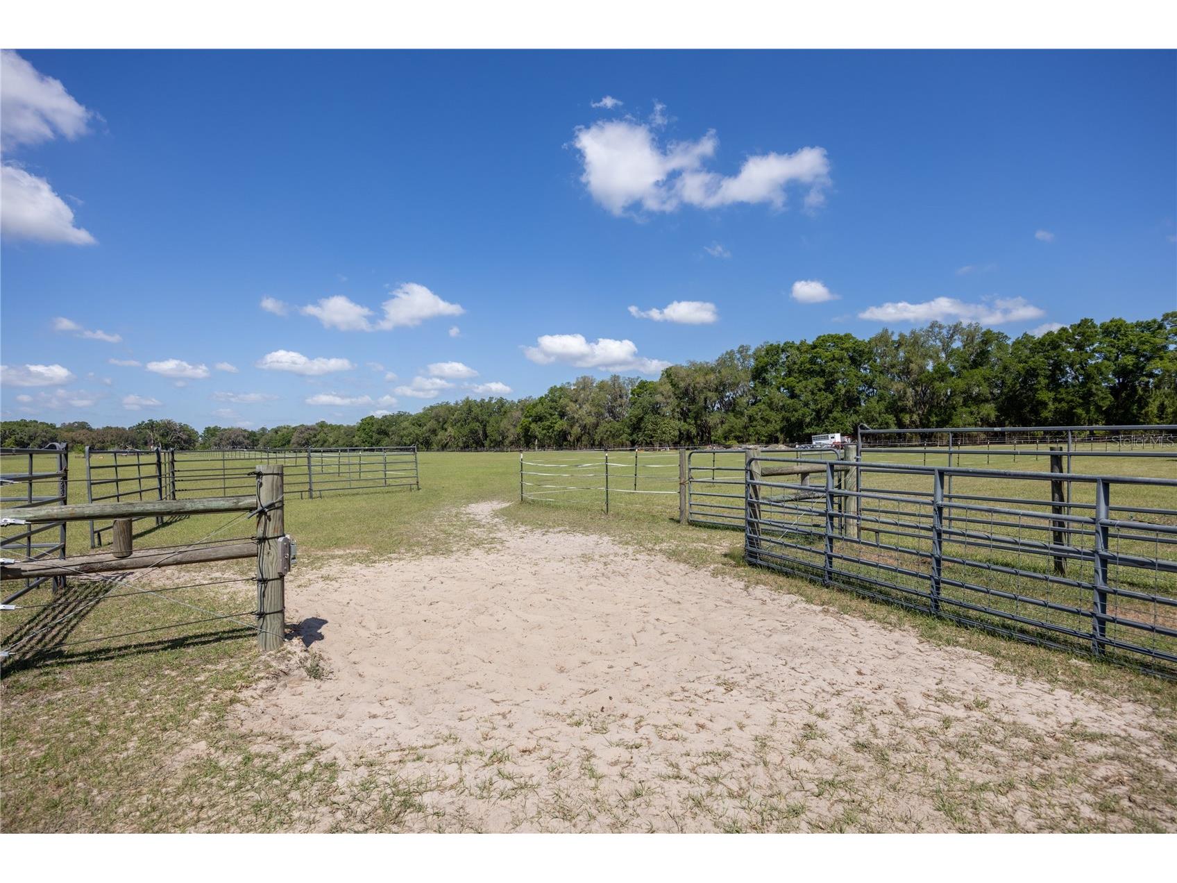 3019 SE 90th Avenue Newberry FL 32669 GC539328 image49