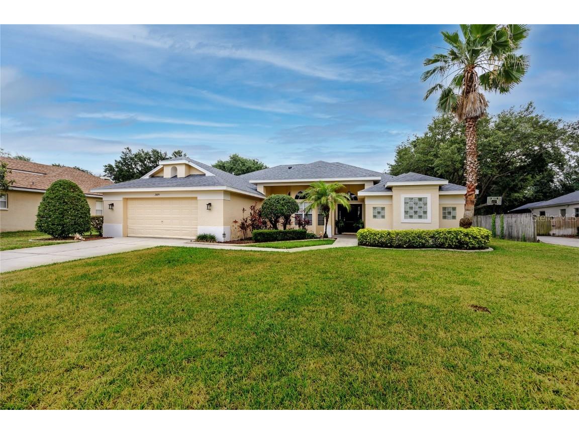 3019 Sutton Woods Drive Plant City FL 33566 U8242910 image1