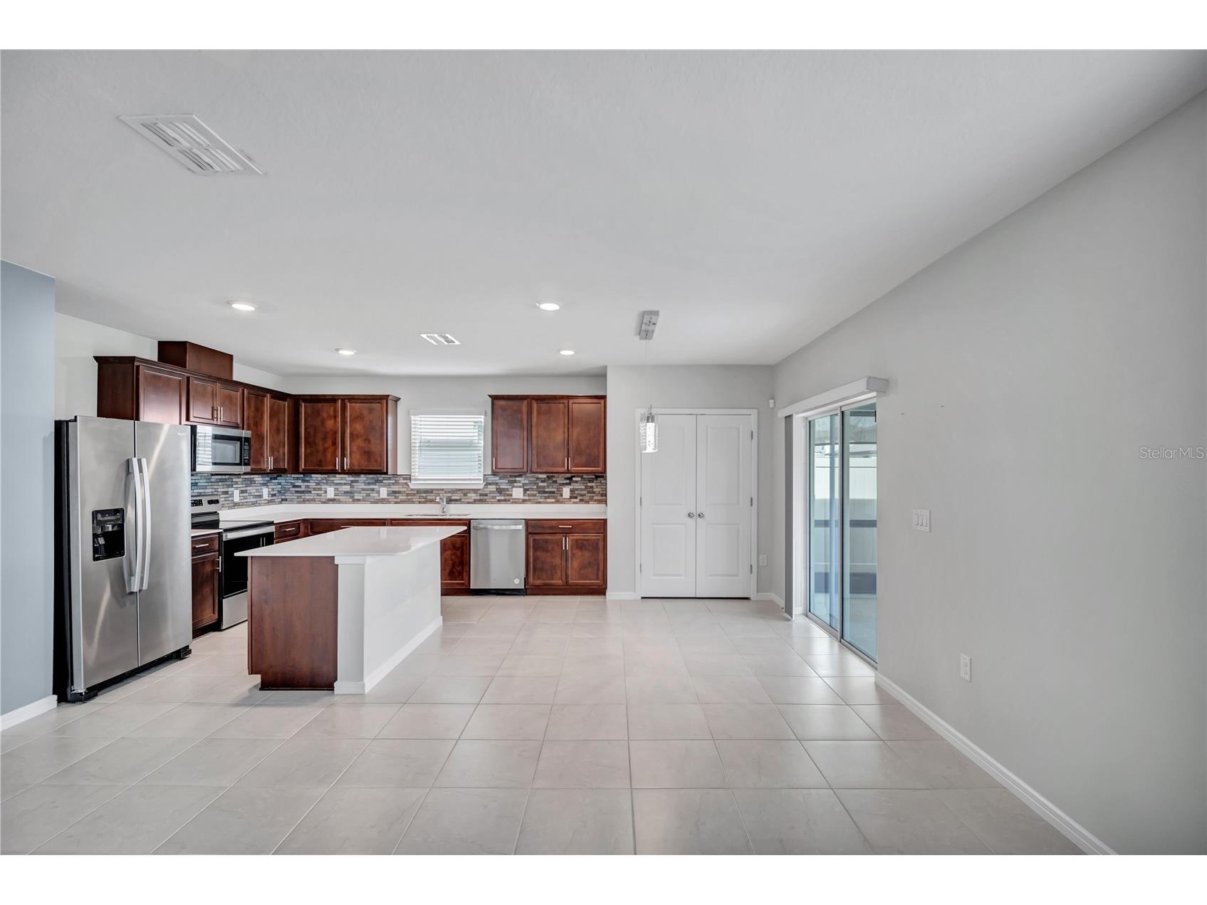 30191 Skylark Drive Wesley Chapel FL 33545 TB8490751 image3