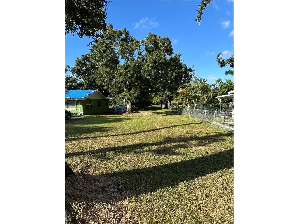 302 12th Street W Palmetto FL 34221 A4670426 image8