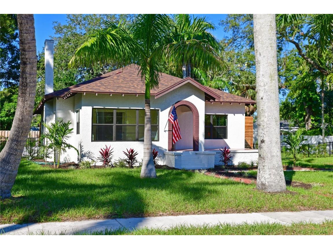 302 24th Street W Bradenton FL 34205 A4586126 image1