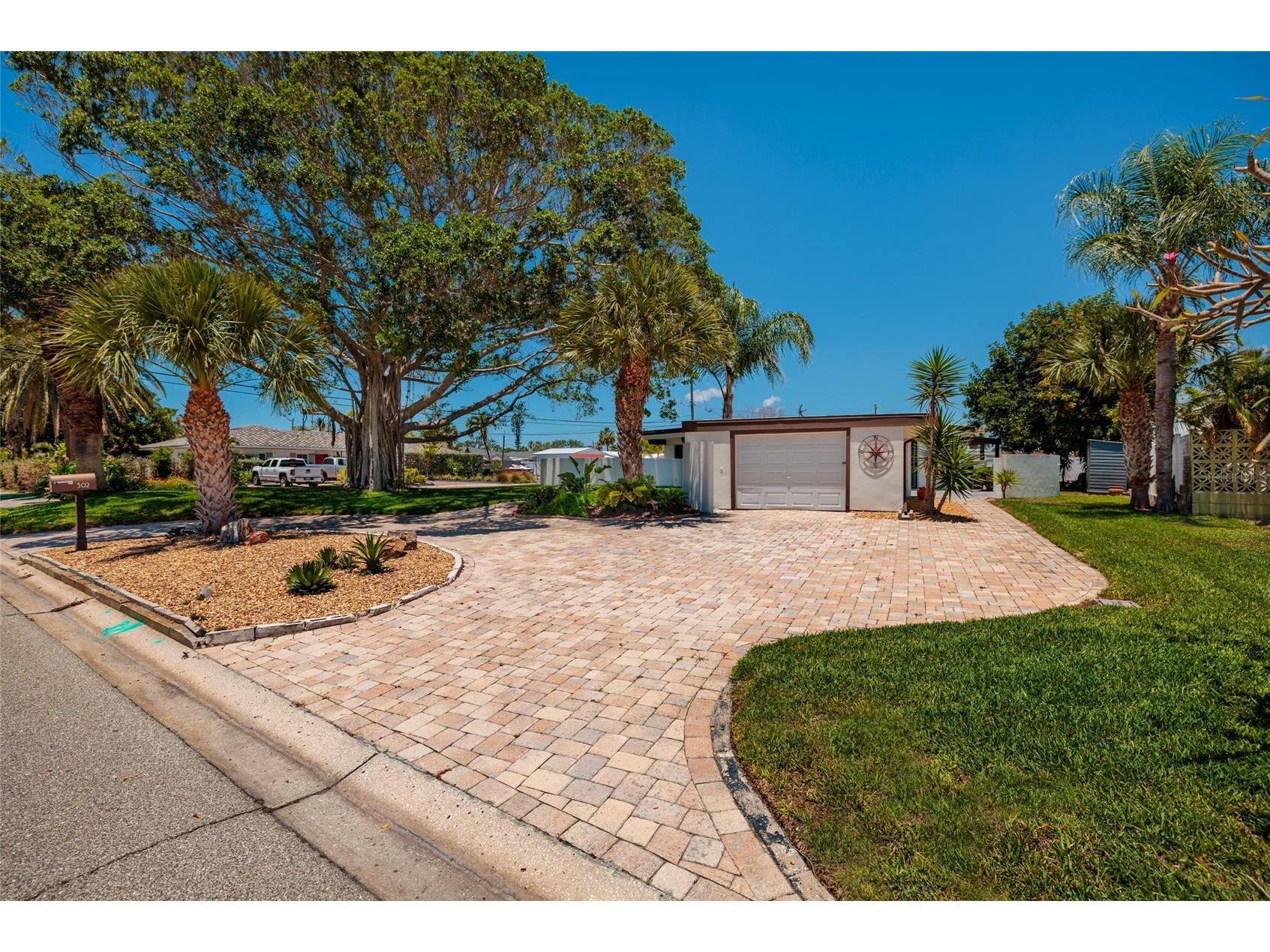 302 41st Avenue Saint Pete Beach FL 33706 TB8511008 image5