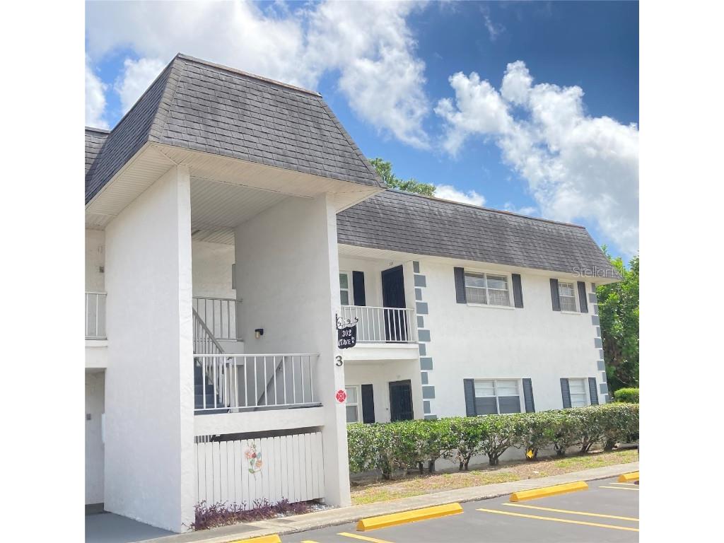 302 47th Avenue Drive W #120 Bradenton FL 34207 A4574002 image1