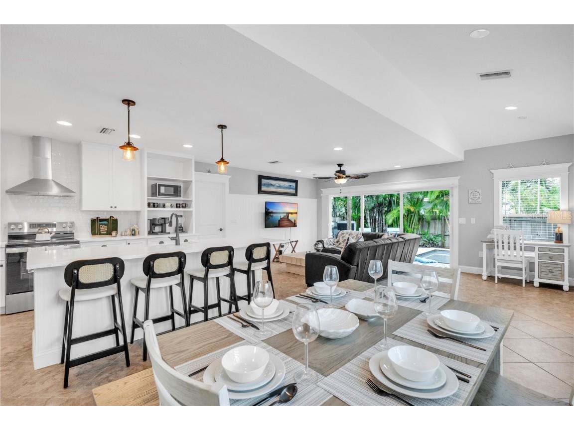 302 67th Street Holmes Beach FL 34217 A4674440 image11