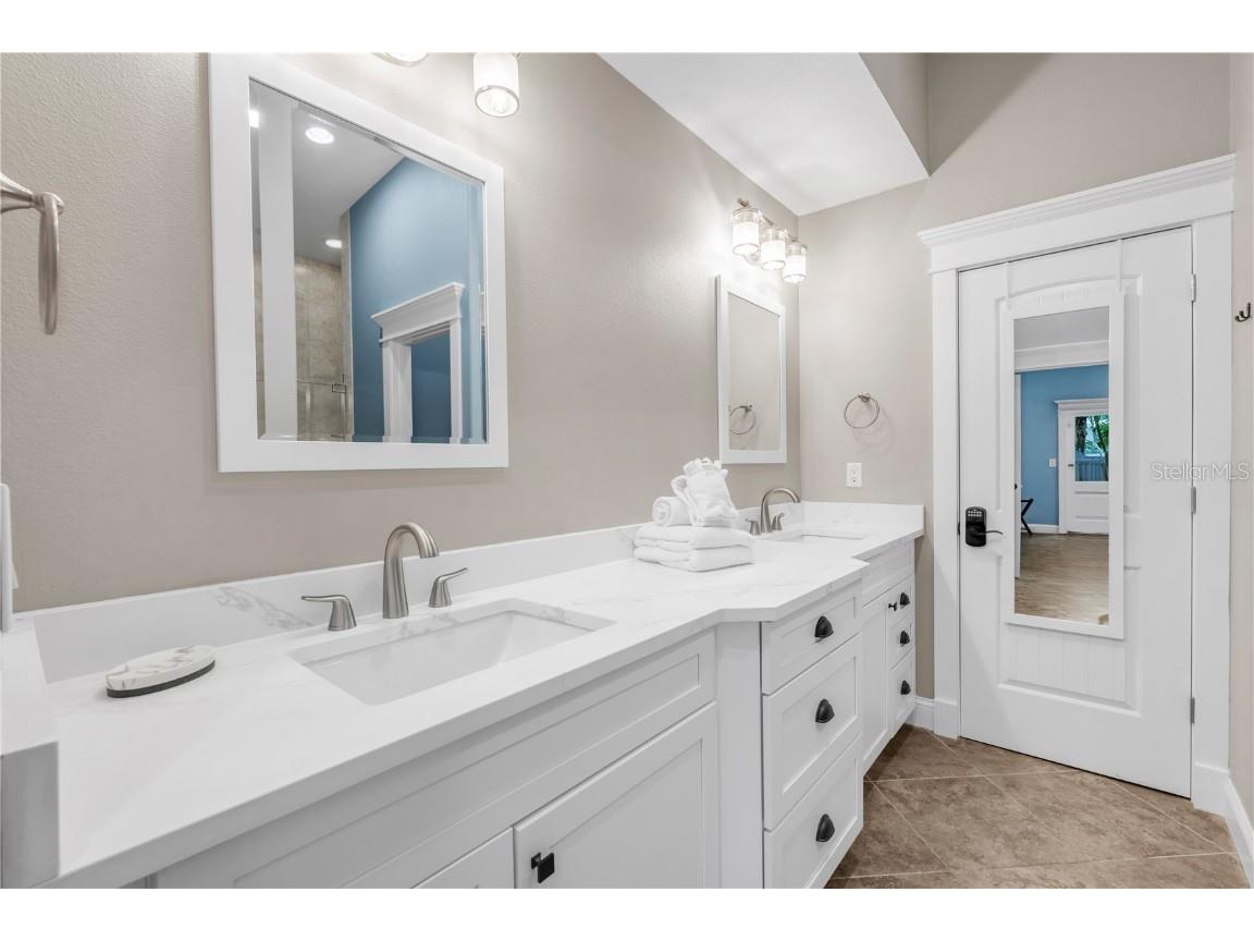 302 67th Street Holmes Beach FL 34217 A4674440 image18