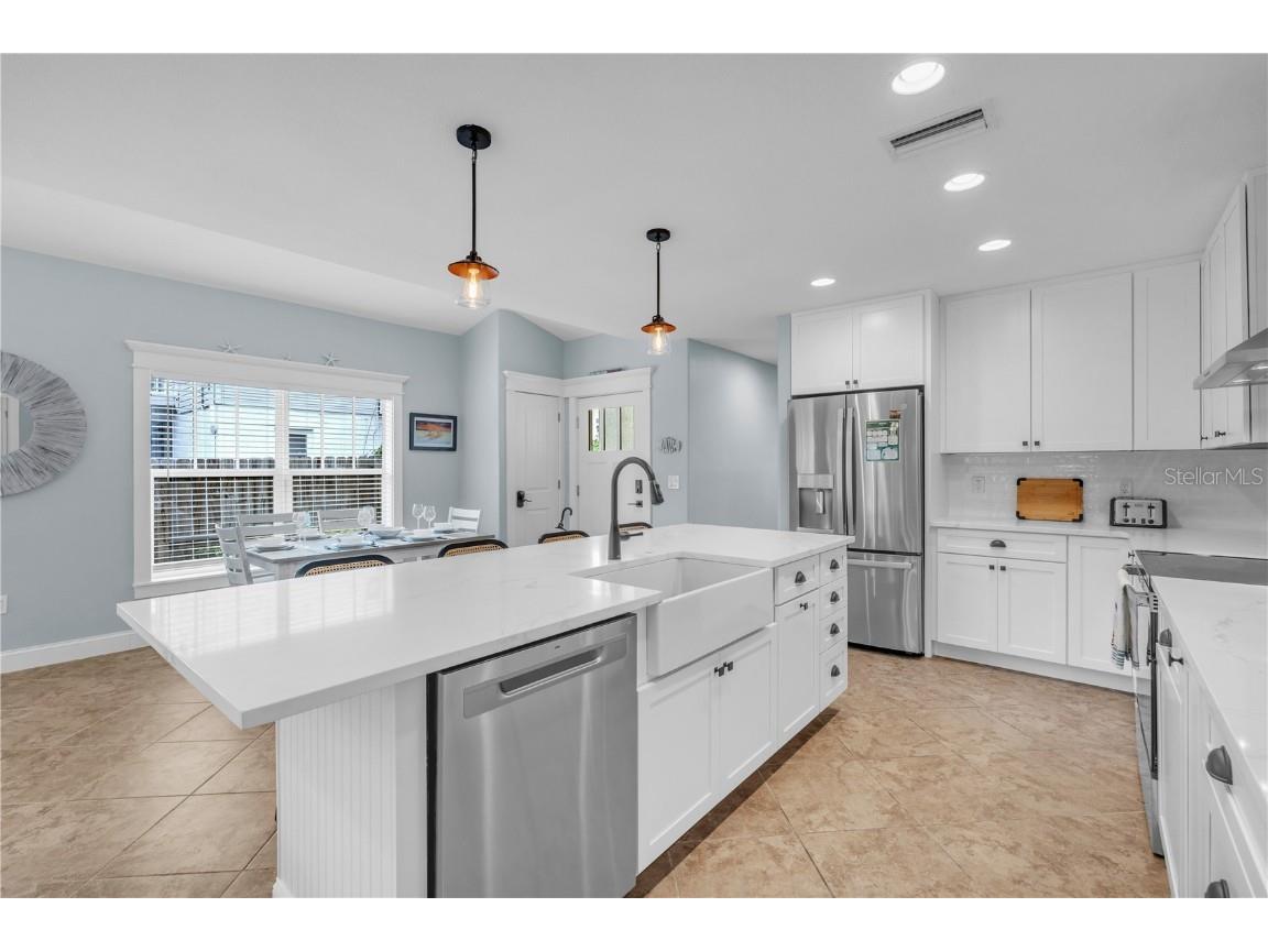 302 67th Street Holmes Beach FL 34217 A4674440 image21