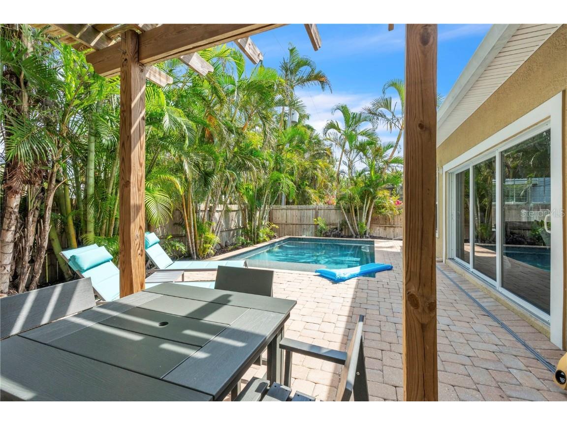 302 67th Street Holmes Beach FL 34217 A4674440 image30