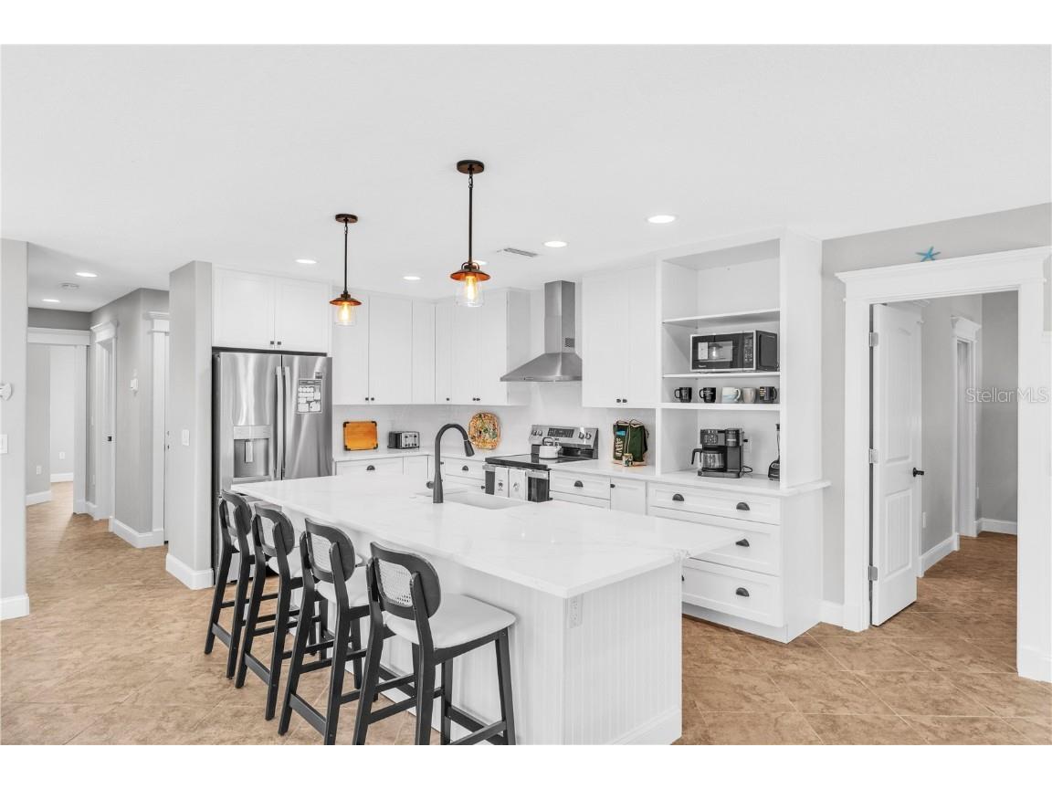 302 67th Street Holmes Beach FL 34217 A4674440 image5