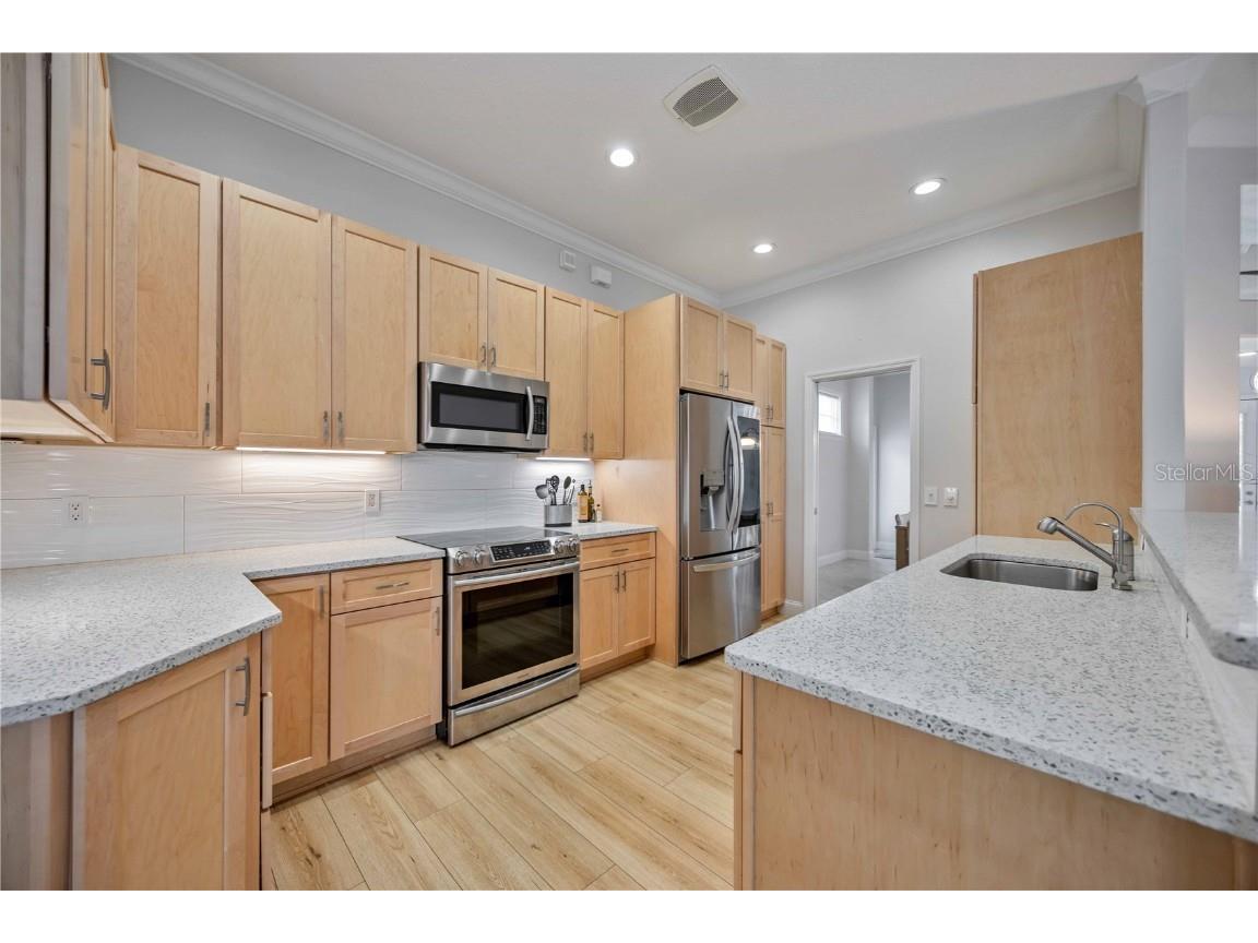 302 Americas Cup Boulevard Bradenton FL 34208 A4672357 image25