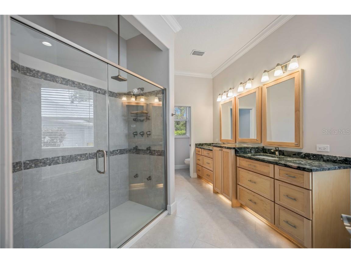 302 Americas Cup Boulevard Bradenton FL 34208 A4672357 image37