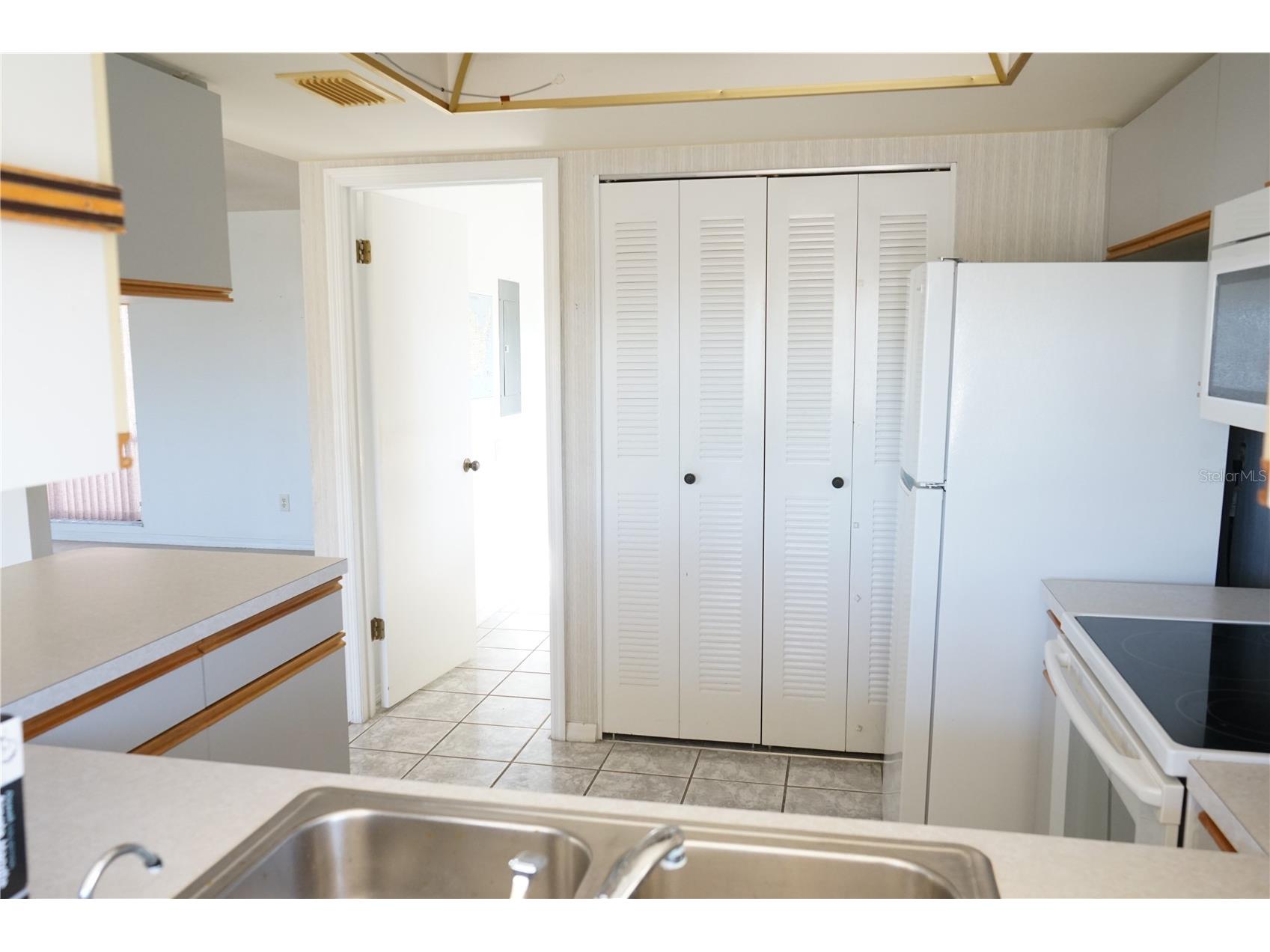 302 Bryce Court Sun City Center FL 33573 TB8489697 image12