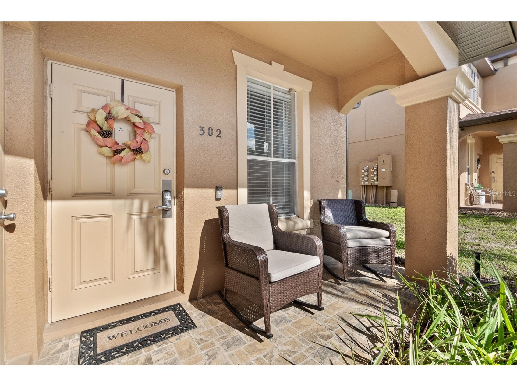 302 Calabria Avenue Davenport FL 33897 O6291072 image3